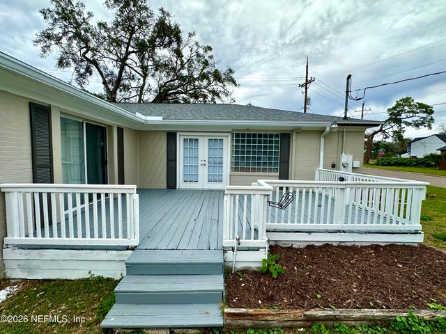 350 TROUT RIVER Drive, Jacksonville, FL 32208