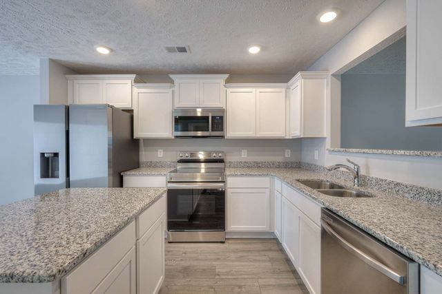165 Allie Towns Dr, Smyrna, TN 37167