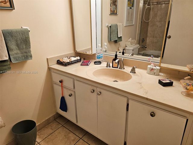 3850 Washington St 1011, Hollywood, FL 33021