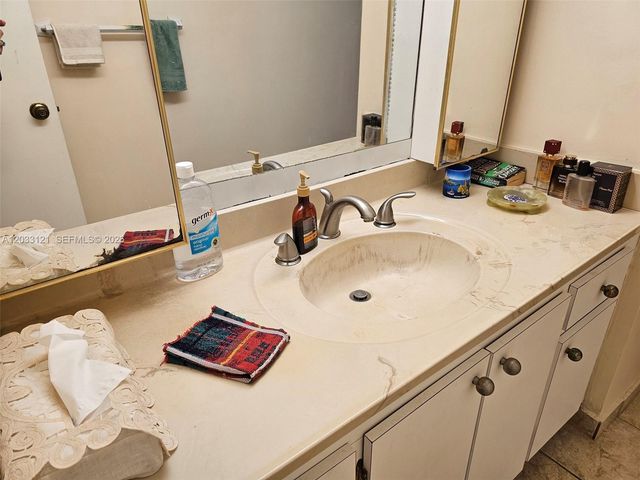 3850 Washington St 1011, Hollywood, FL 33021
