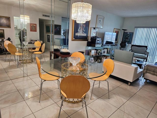 3850 Washington St 1011, Hollywood, FL 33021