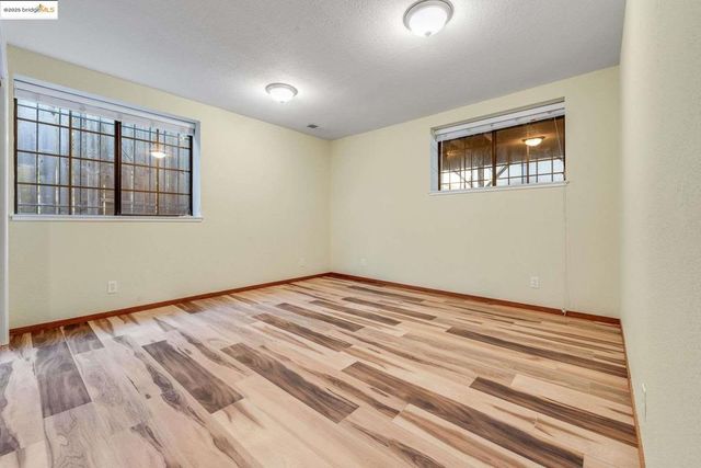 5312 Clinton Ave, Richmond, CA 94805