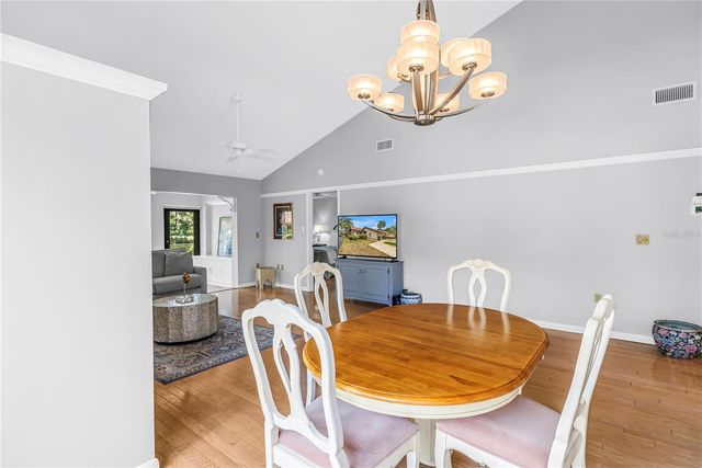 3174 WINDRUSH 25, Sarasota, FL 34235