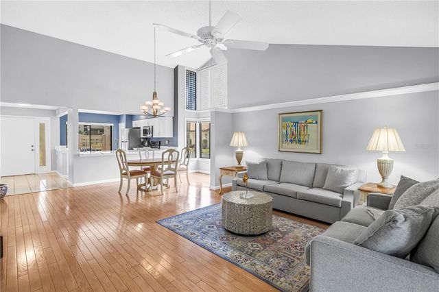 3174 WINDRUSH 25, Sarasota, FL 34235