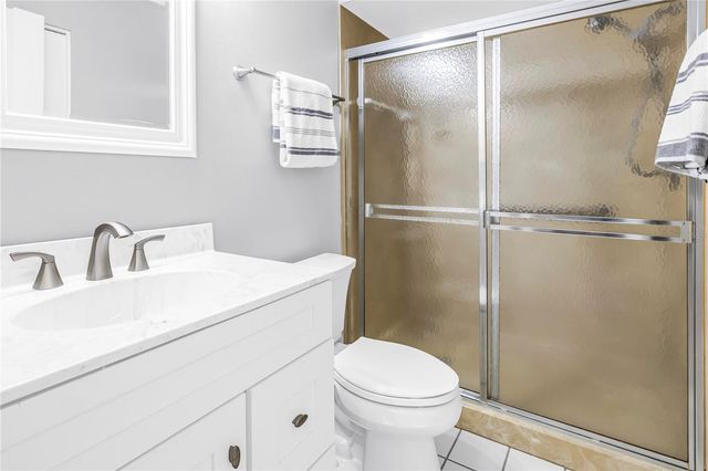 3174 WINDRUSH 25, Sarasota, FL 34235