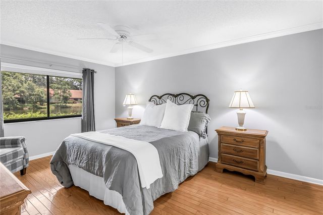 3174 WINDRUSH 25, Sarasota, FL 34235