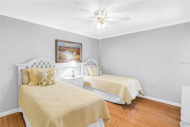3174 WINDRUSH 25, Sarasota, FL 34235