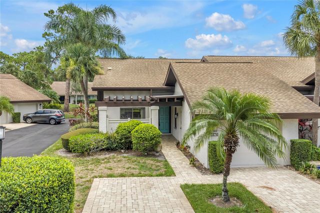 3174 WINDRUSH 25, Sarasota, FL 34235