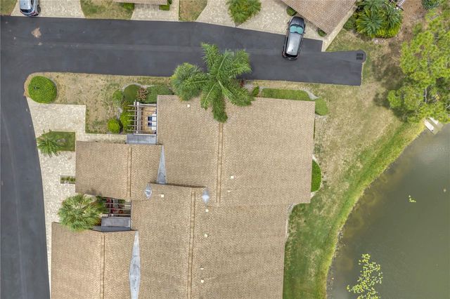 3174 WINDRUSH 25, Sarasota, FL 34235