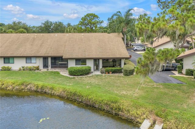 3174 WINDRUSH 25, Sarasota, FL 34235