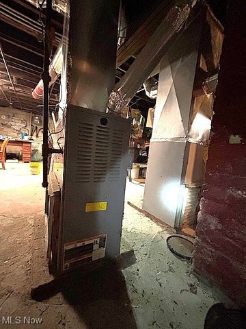 805 Rudyard Road, Cleveland, OH 44110