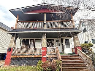805 Rudyard Road, Cleveland, OH 44110