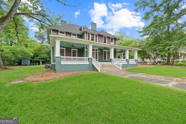 409 N Jefferson Avenue, Eatonton, GA 31024