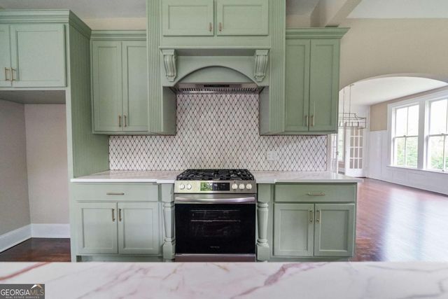 409 N Jefferson Avenue, Eatonton, GA 31024