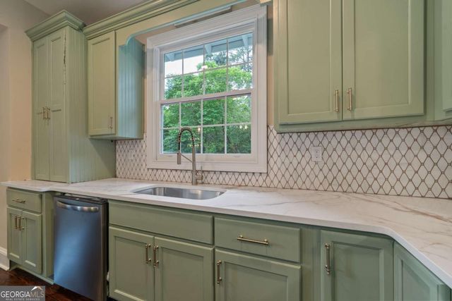 409 N Jefferson Avenue, Eatonton, GA 31024