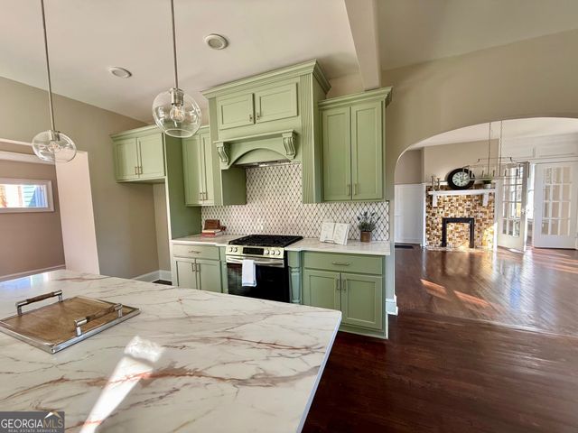 409 N Jefferson Avenue, Eatonton, GA 31024