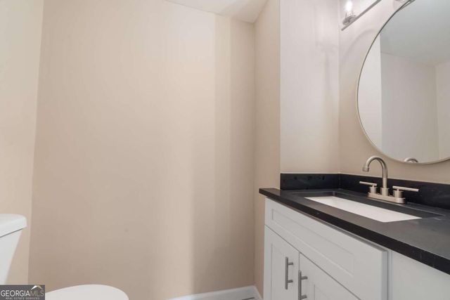 409 N Jefferson Avenue, Eatonton, GA 31024