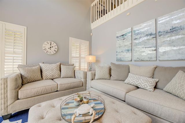 1084 Corkwood Street, Hollywood, FL 33019