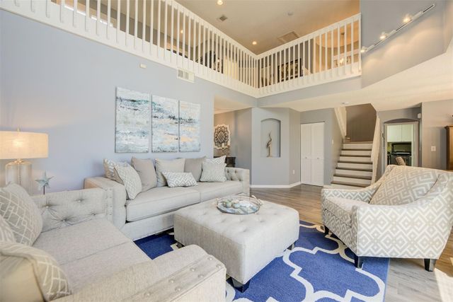 1084 Corkwood Street, Hollywood, FL 33019