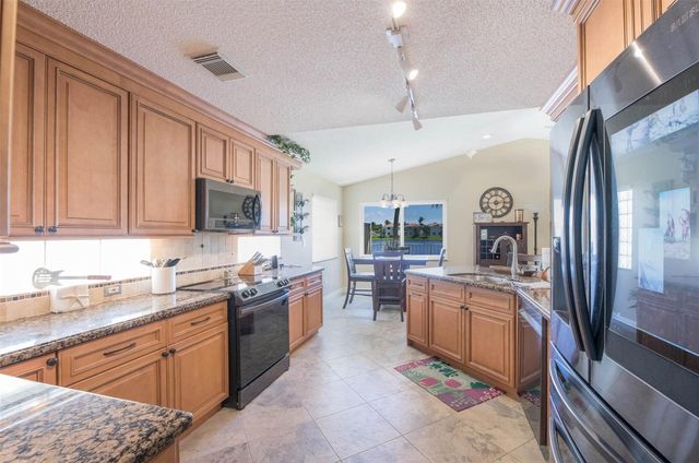 1084 Corkwood Street, Hollywood, FL 33019