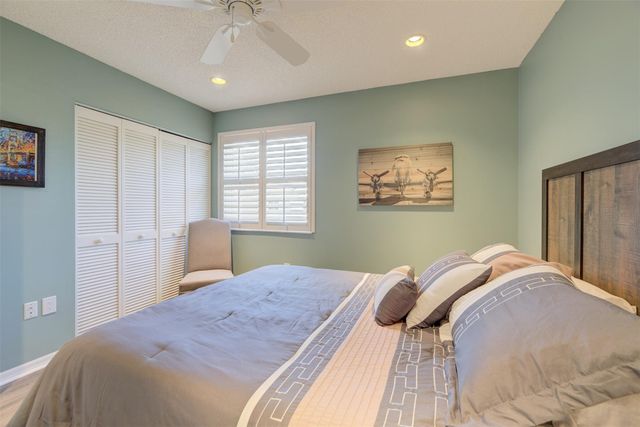 1084 Corkwood Street, Hollywood, FL 33019