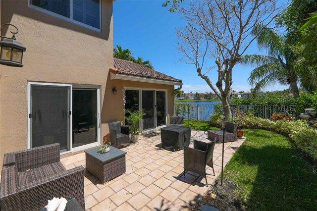 1084 Corkwood Street, Hollywood, FL 33019