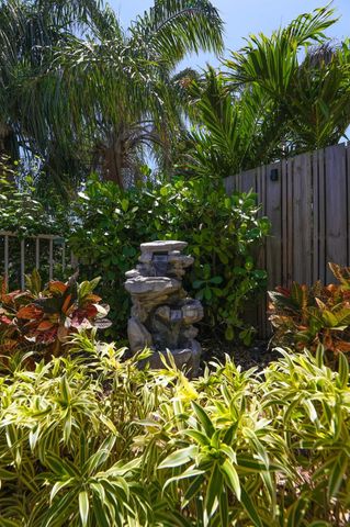 1084 Corkwood Street, Hollywood, FL 33019