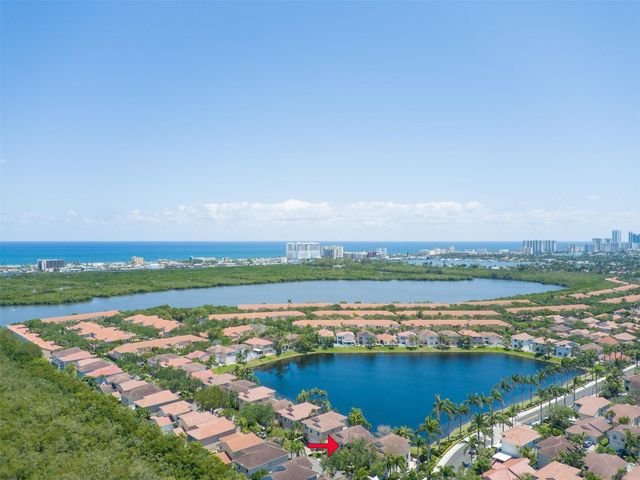 1084 Corkwood Street, Hollywood, FL 33019