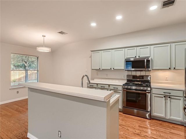 17513 Port Hood DR, Leander, TX 78641