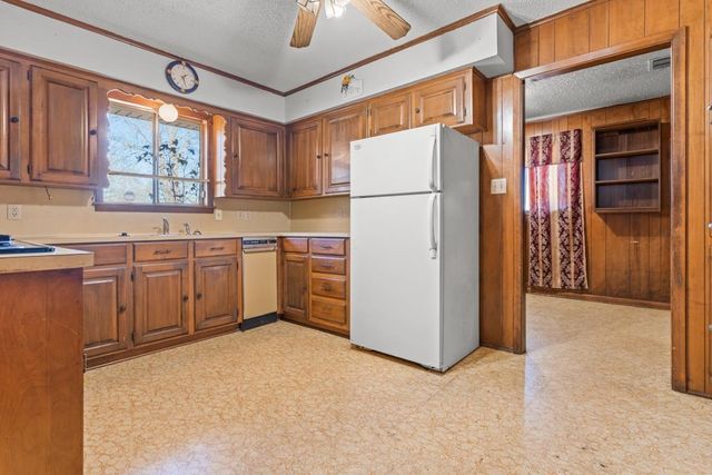 233 Fairway, Gilmer, TX 75644