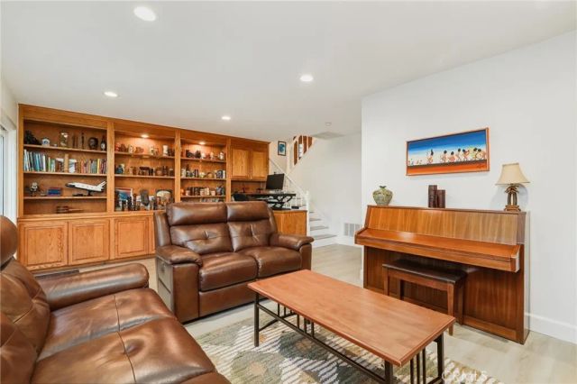 25822 Chrisanta Drive, Mission Viejo, CA 92691