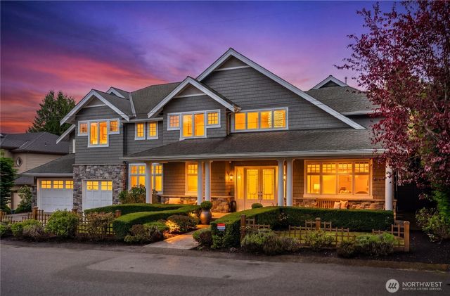10021 NE 16th Place, Bellevue, WA 98004