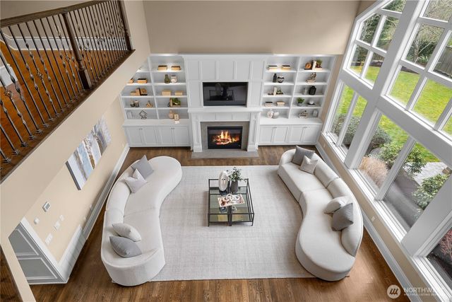 10021 NE 16th Place, Bellevue, WA 98004
