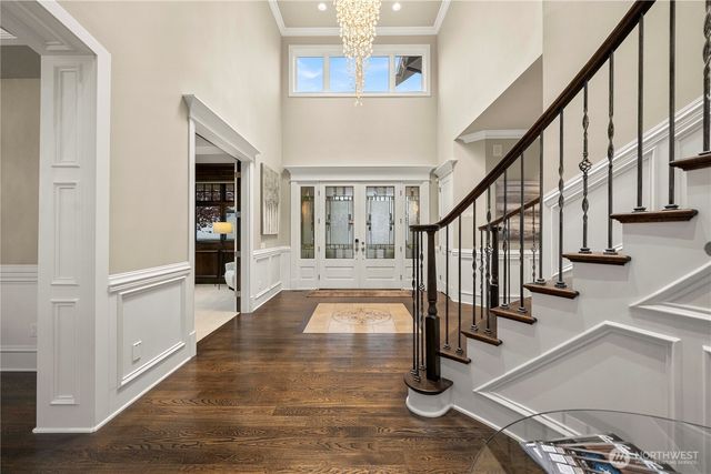 10021 NE 16th Place, Bellevue, WA 98004