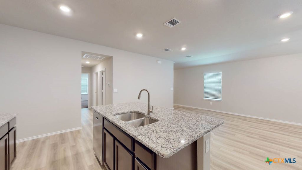 Image 7 of property listing at 222 Quarter Horse Road, Nolanville, TX 76559
