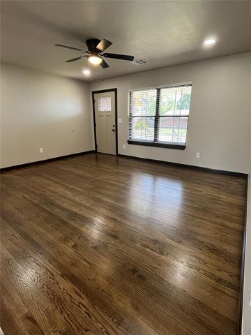 101 NE 5th Street, Moore, OK 73160