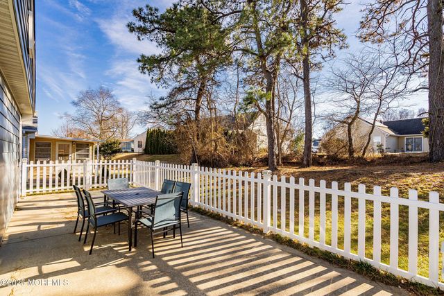 12 Plymouth Drive, Berkeley, NJ 08721