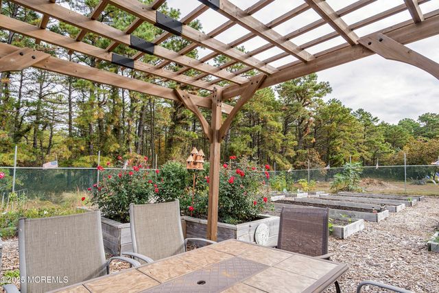 12 Plymouth Drive, Berkeley, NJ 08721