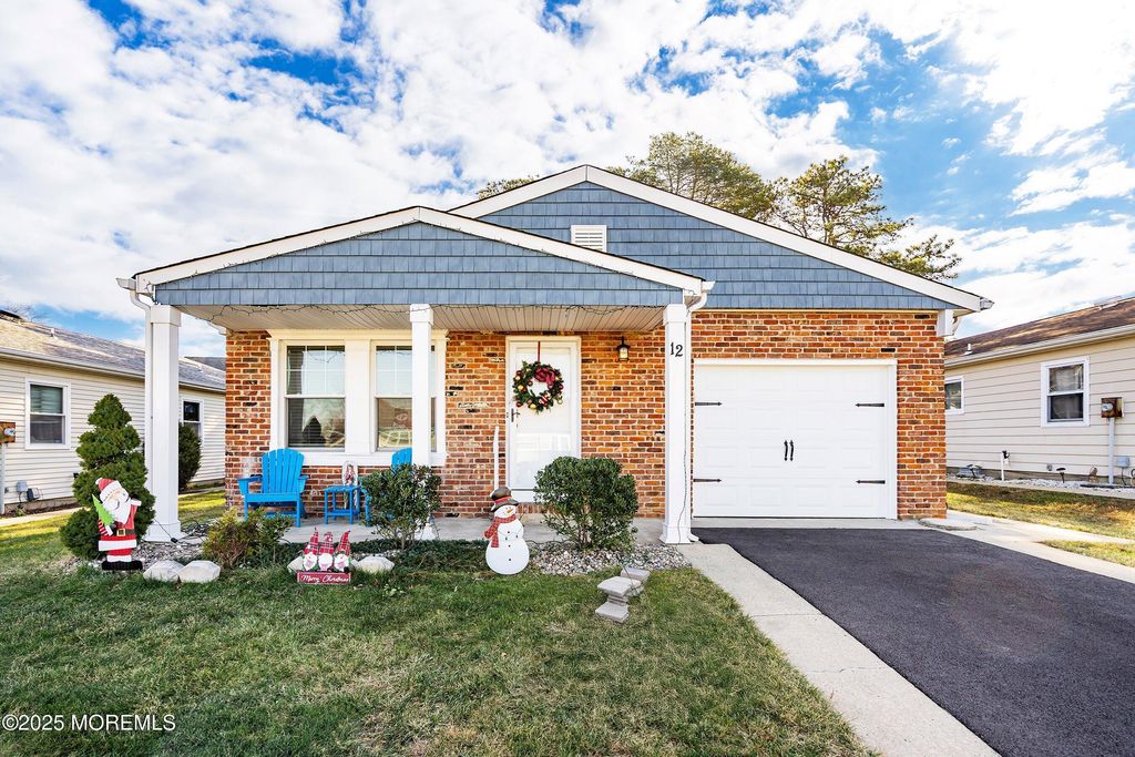 12 Plymouth Drive, Berkeley, NJ 08721