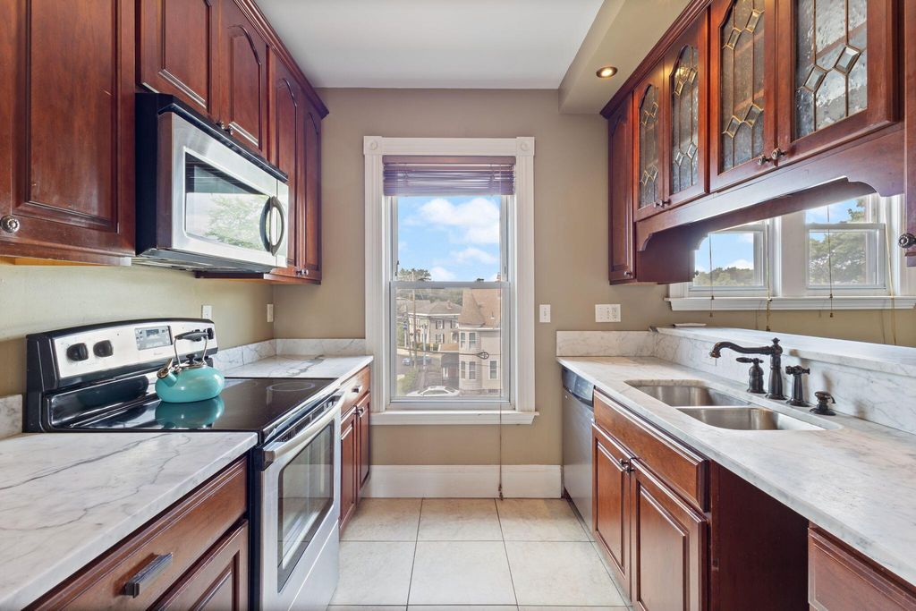 1363 Congress Street 3, Portland, ME 04102 — photo 4