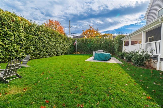 2 Atlas Avenue, Malverne, NY 11565