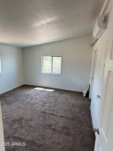 22875 W CACTUS WREN Lane, Congress, AZ 85332