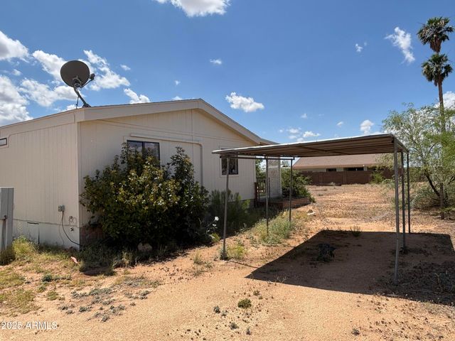 22875 W CACTUS WREN Lane, Congress, AZ 85332