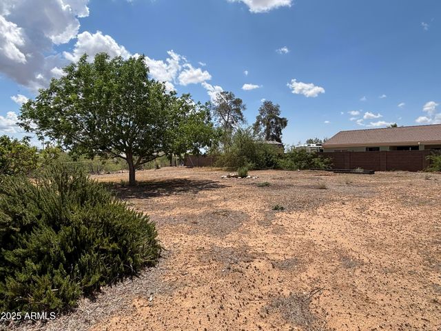 22875 W CACTUS WREN Lane, Congress, AZ 85332