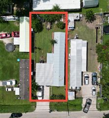 513 Arcadian Dr, Crosby, TX 77532