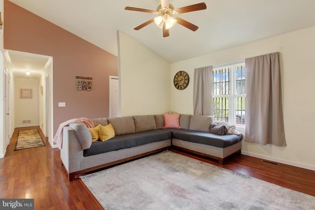 1475 GABLERS RD, Gardners, PA 17324