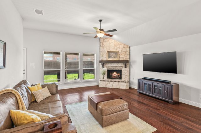 2415 Wilson Drive, Anna, TX 75409