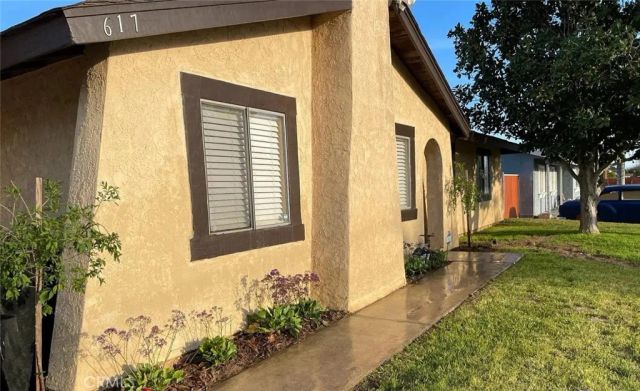 617 S Spruce Avenue, Rialto, CA 92376