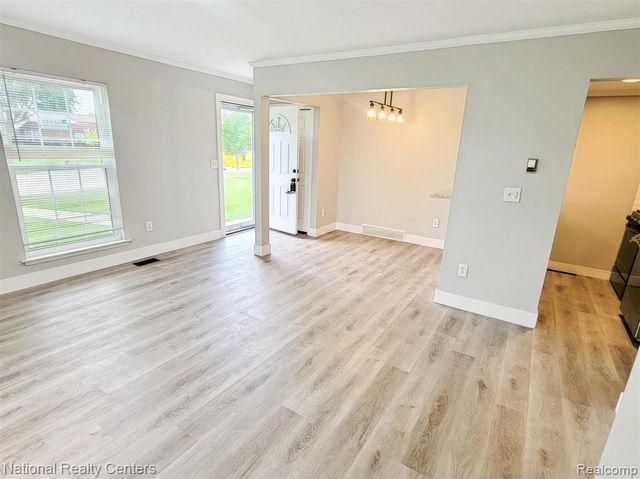 35299 Terrybrook Drive, Sterling Heights, MI 48312