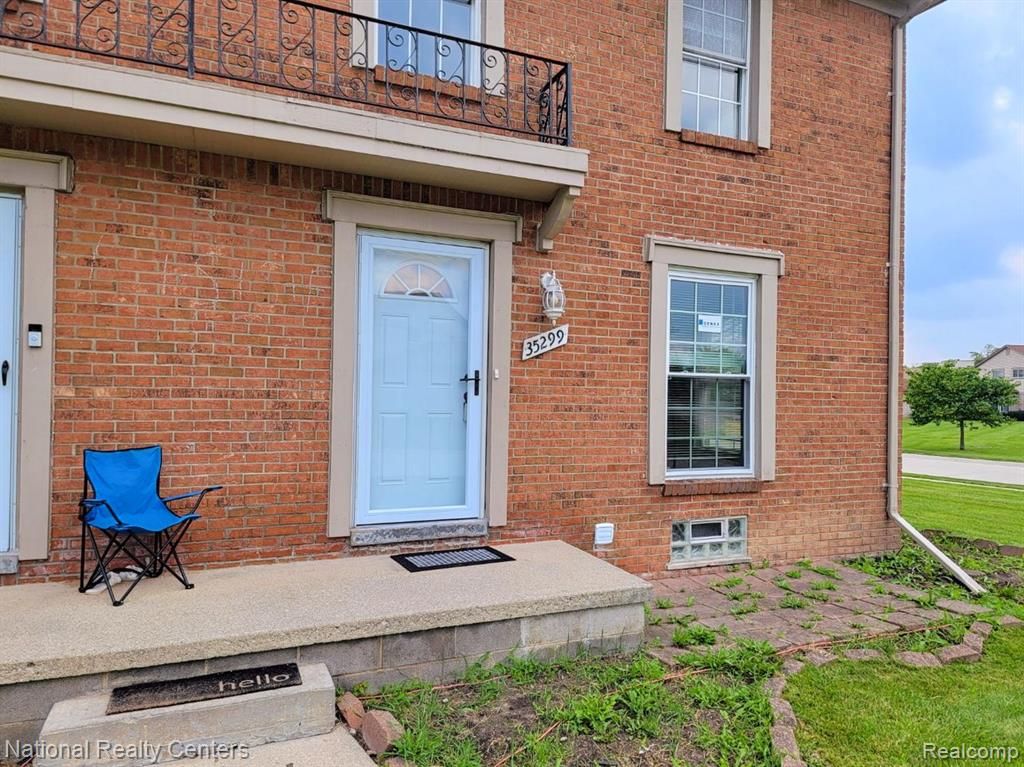 35299 Terrybrook Drive, Sterling Heights, MI 48312